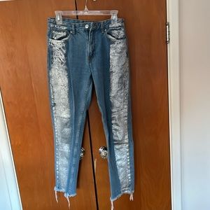 H&M Women’s straight leg jeans with silver detailing